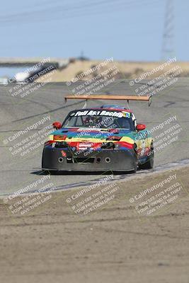 media/Sep-28-2025-24 Hours of Lemons (Sun) [[5dfe0e5f6e]]/12pm (Outside Grapevine)/